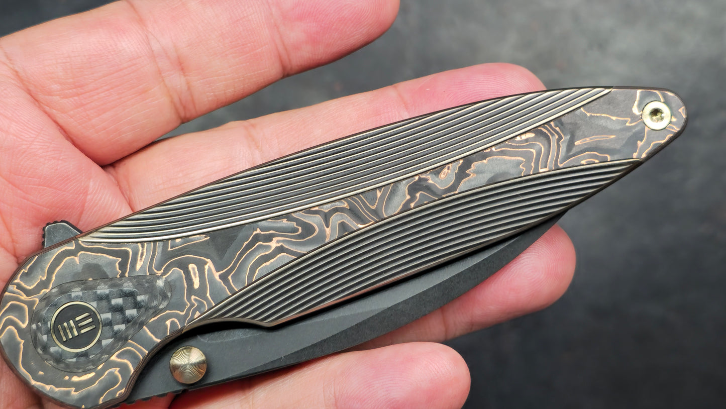 WE Zenthra Bronze/Black Titanium/Copper Foil Carbon Fiber Handle M390 (NEW)