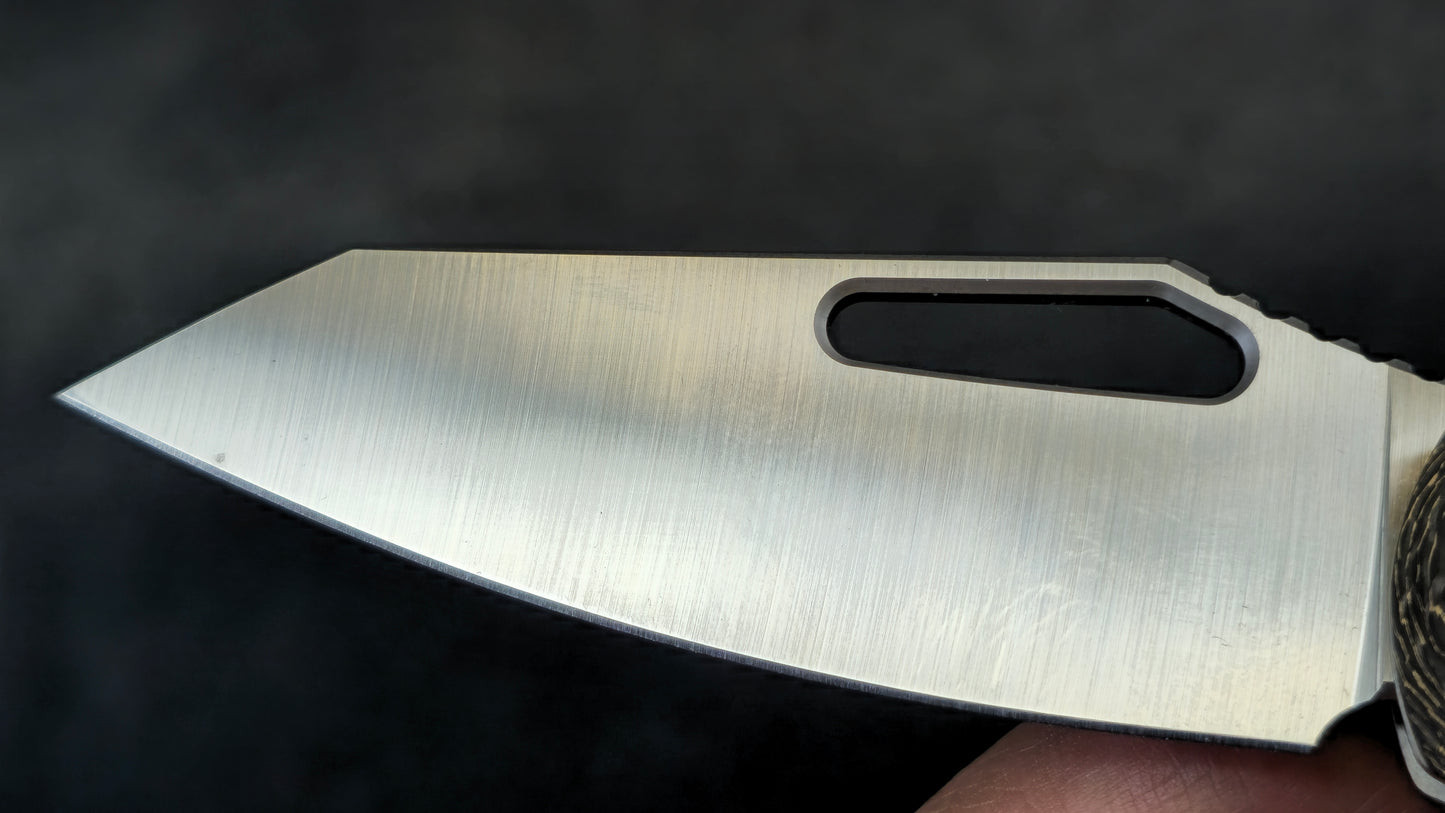 TWOSUN TS587 TC4 Carbon Fiber M390 (NEW)