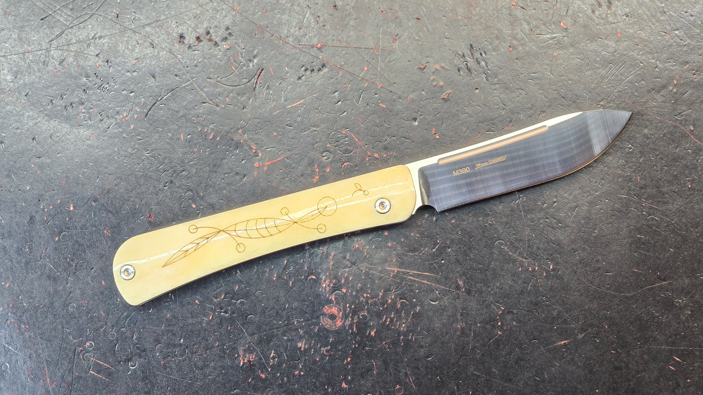 Twosun TS197 Slip Joint Bone Titanium M390 (NEW)
