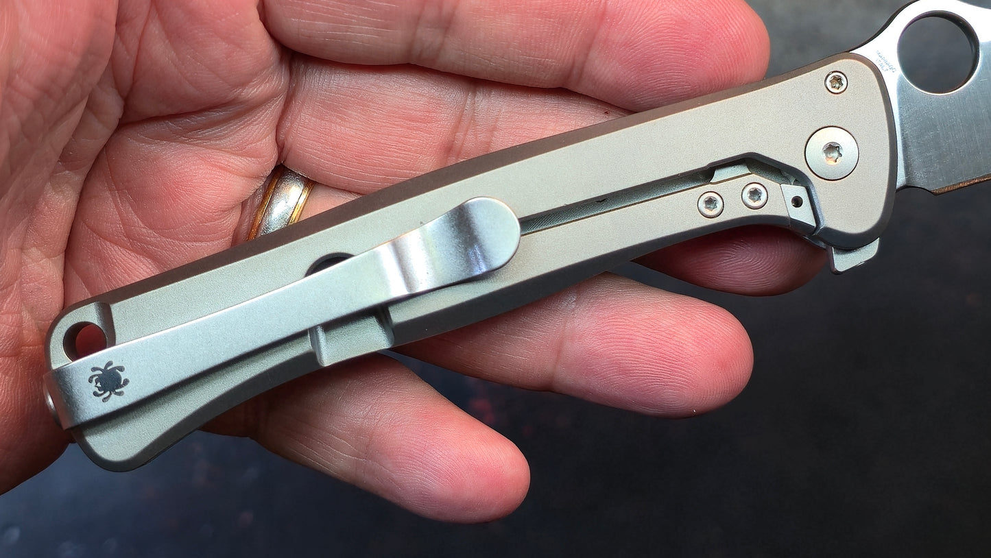 Spyderco Slym Integral Titanium/Carbon Fiber Handle M390 (NEW)