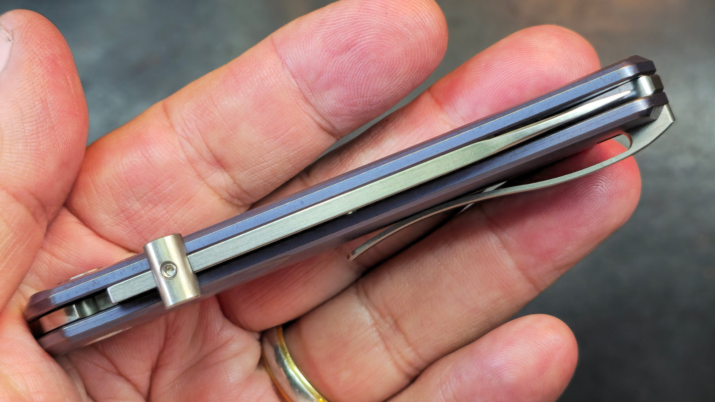 Real Steel Luna Maius Purple Titanium Handle N690 (NEW)