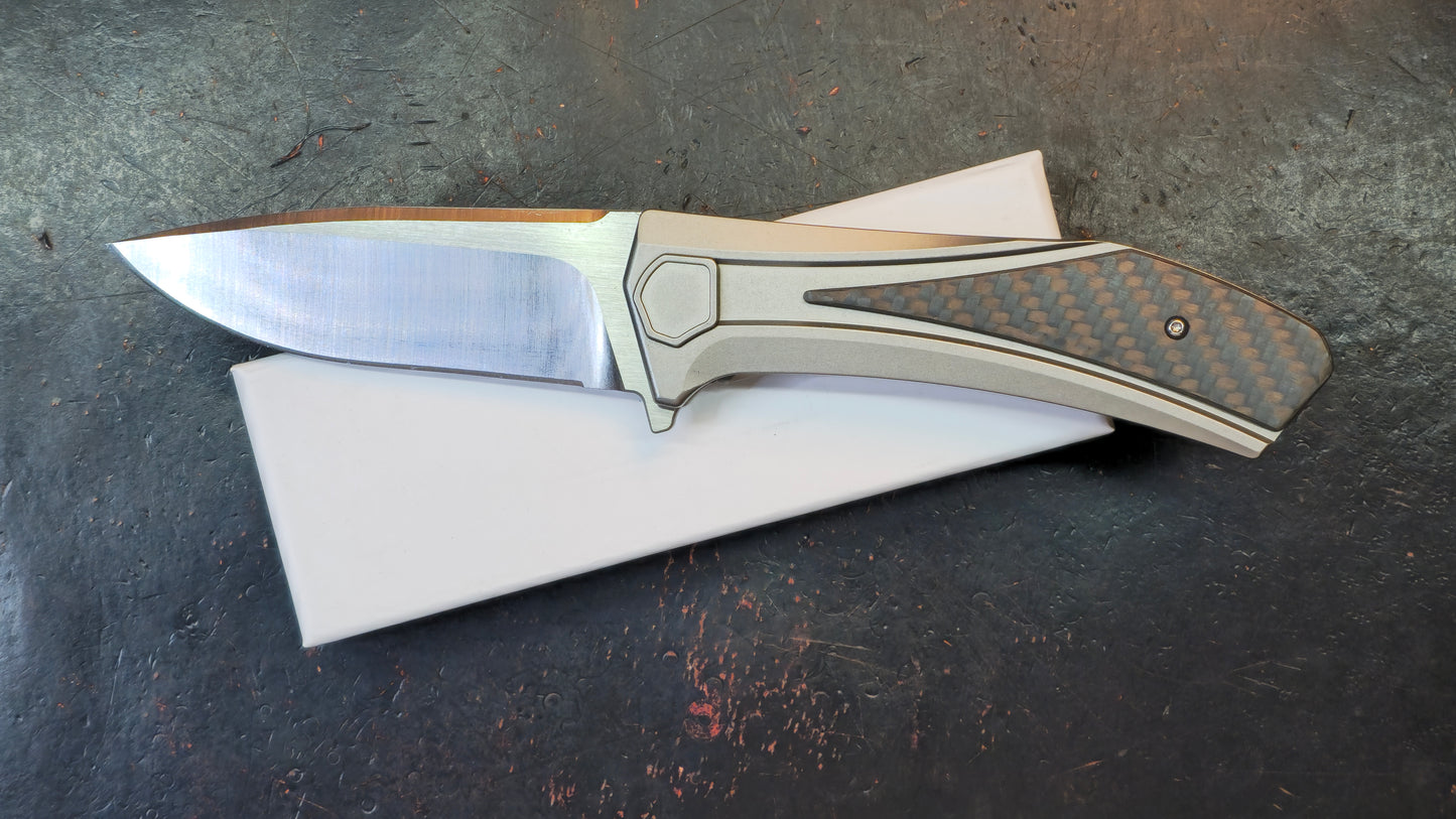 Yang Jiang Titanium/CF Handle 10Cr15Mov Blade