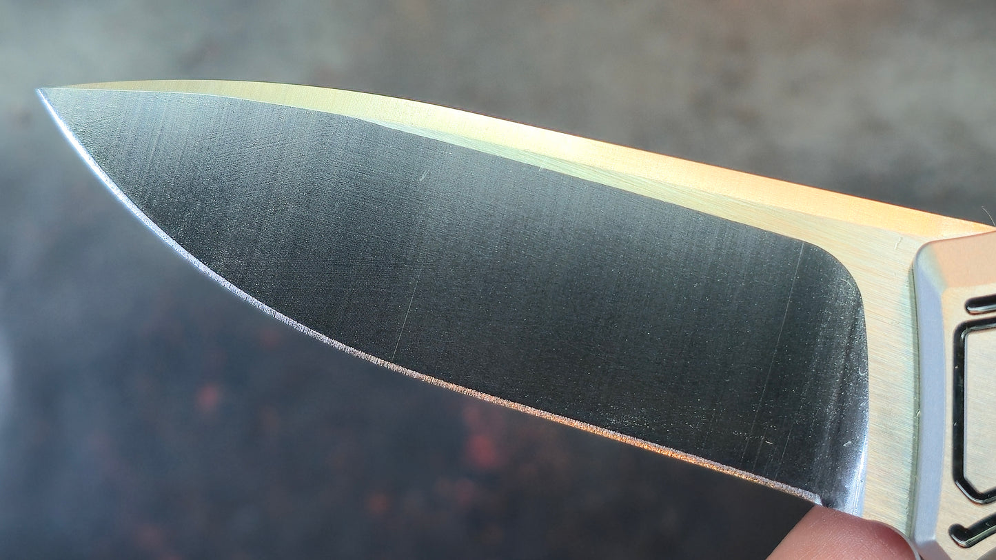 Yang Jiang (Sixleaf) Knife Titanium Handle 10Cr15Mov Blade