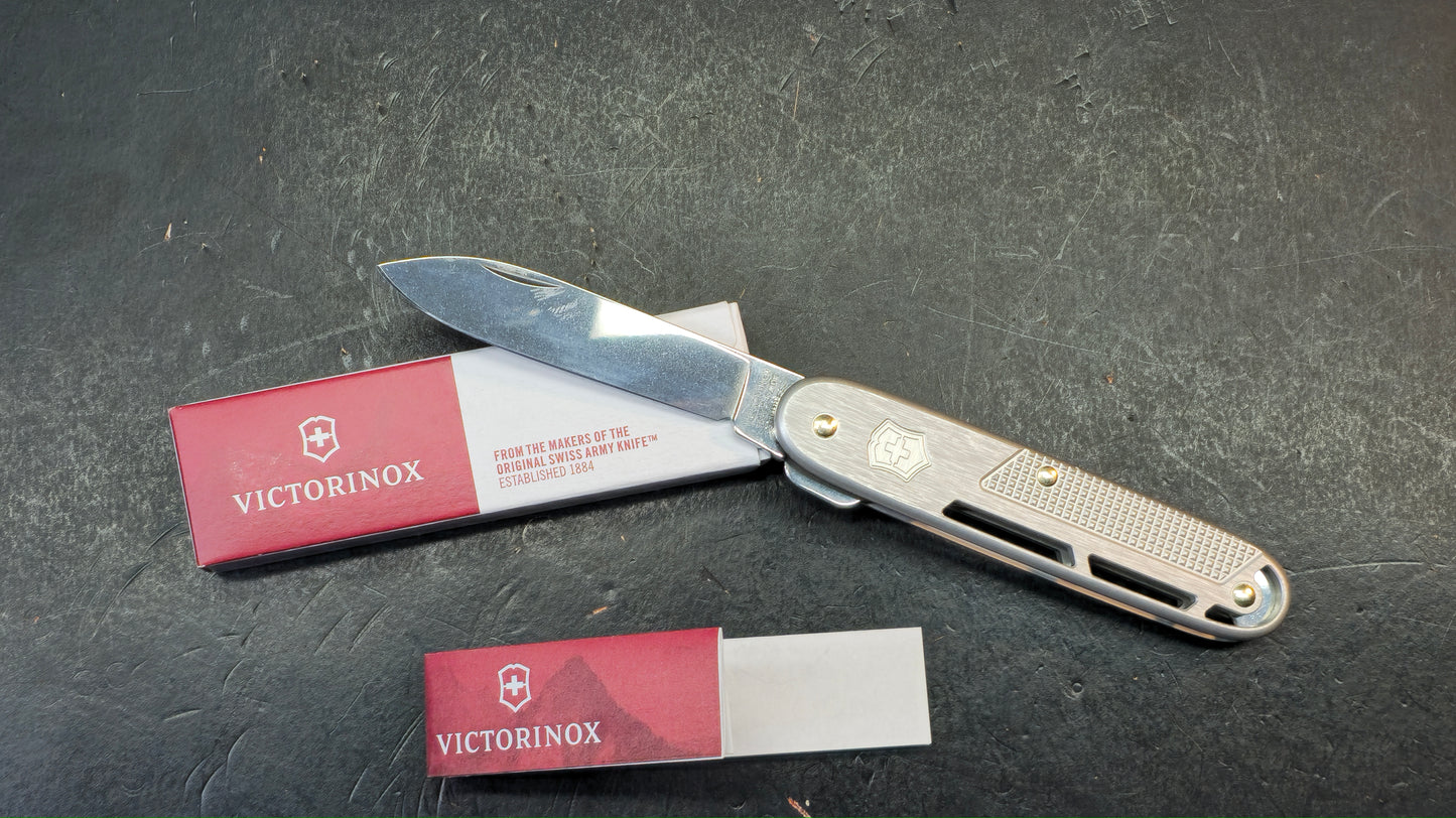 Victorinox ONEFOLD Folding Knife Alox Silver