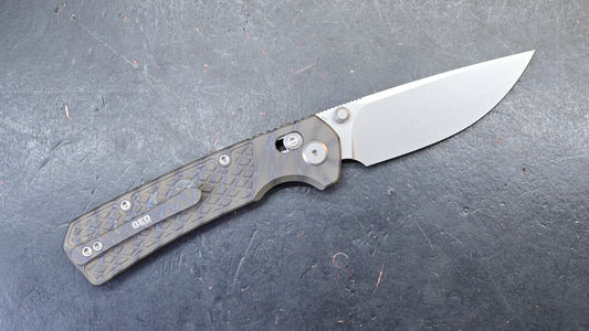 Geo Blaze 2502C Flame Ano Titanium Handle M390 (DISCOUNT IN CART)