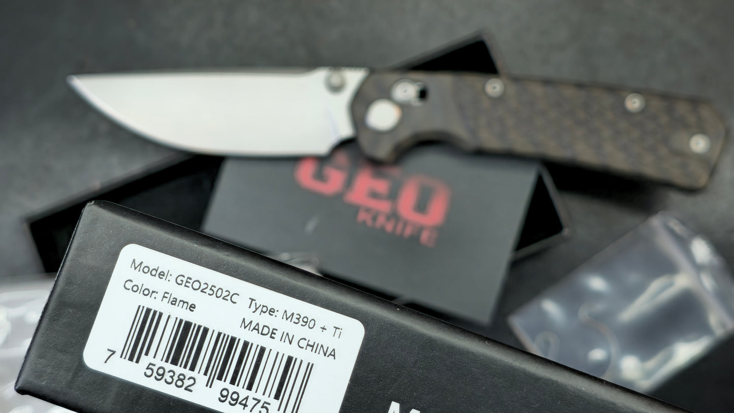 Geo Blaze 2502C Flame Ano Titanium Handle M390 (DISCOUNT IN CART)