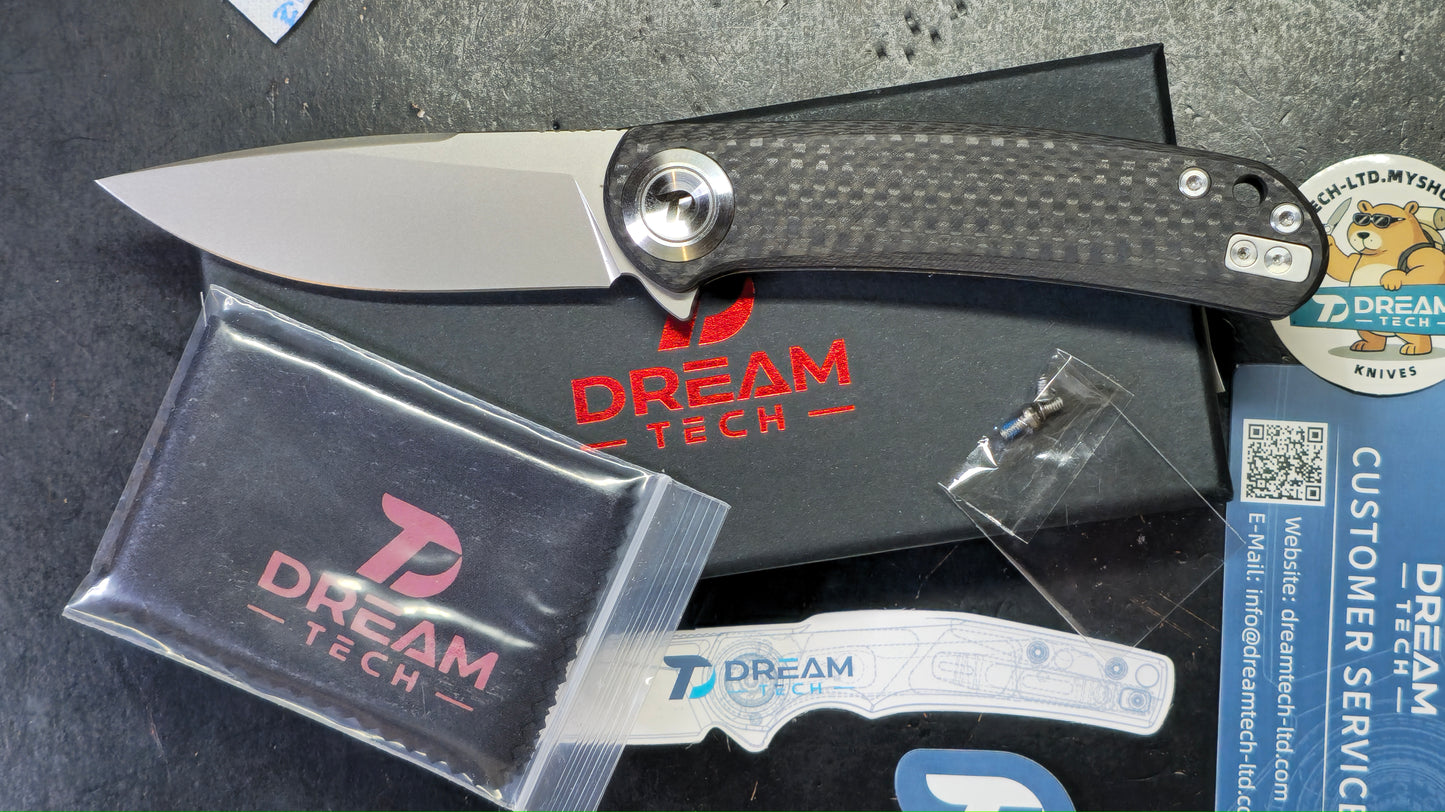DREAMTECH D4389 Button liner lock Carbon Fiber VG-10