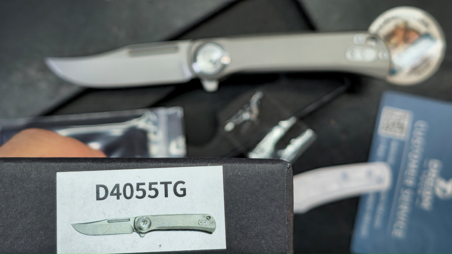 DREAMTECH D4055 Button liner lock Titanium handle D2 Blade