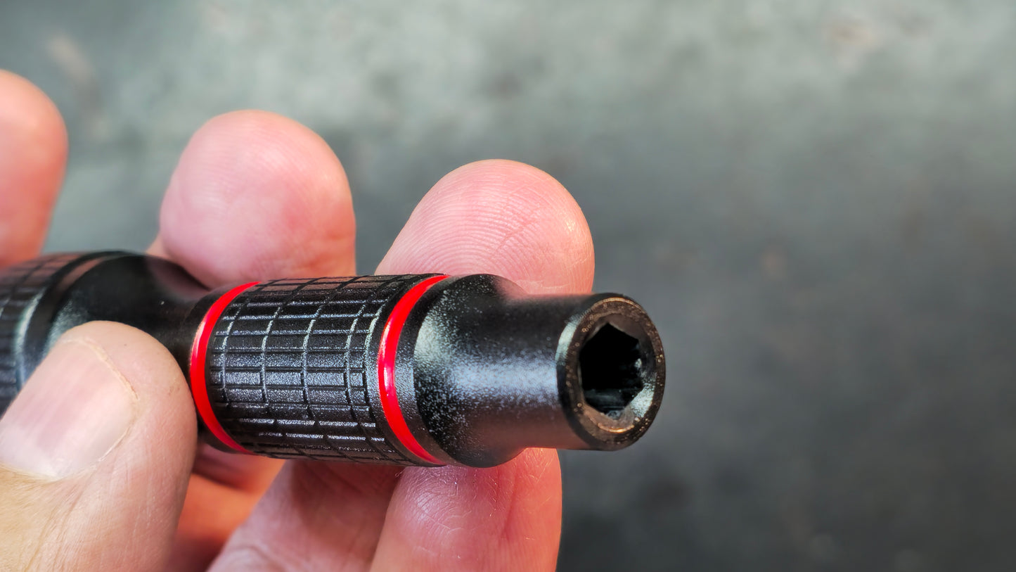 Bit driver (Budget Version) accepts 1/4" bits