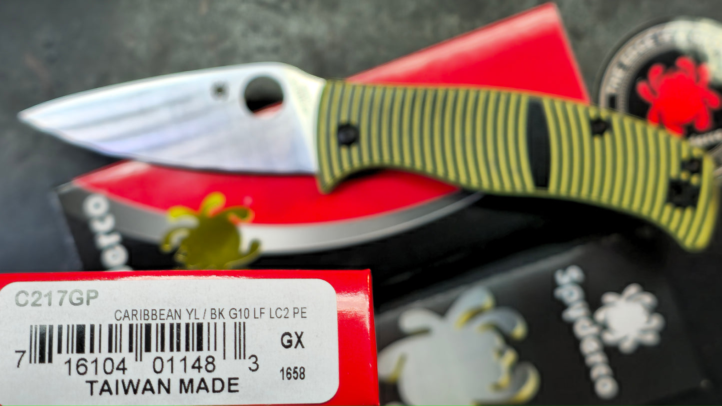 Spyderco Caribbean G-10 Handle LC200N Blade
