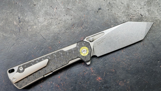 TwoSun TS524 Titanium/Carbon Fiber Handle K110 Blade