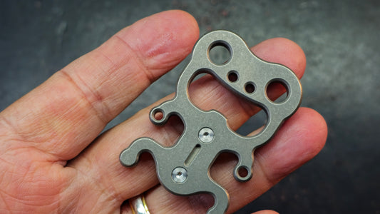TwoSun EDC29 Mini Micro Opener Tool Titanium)