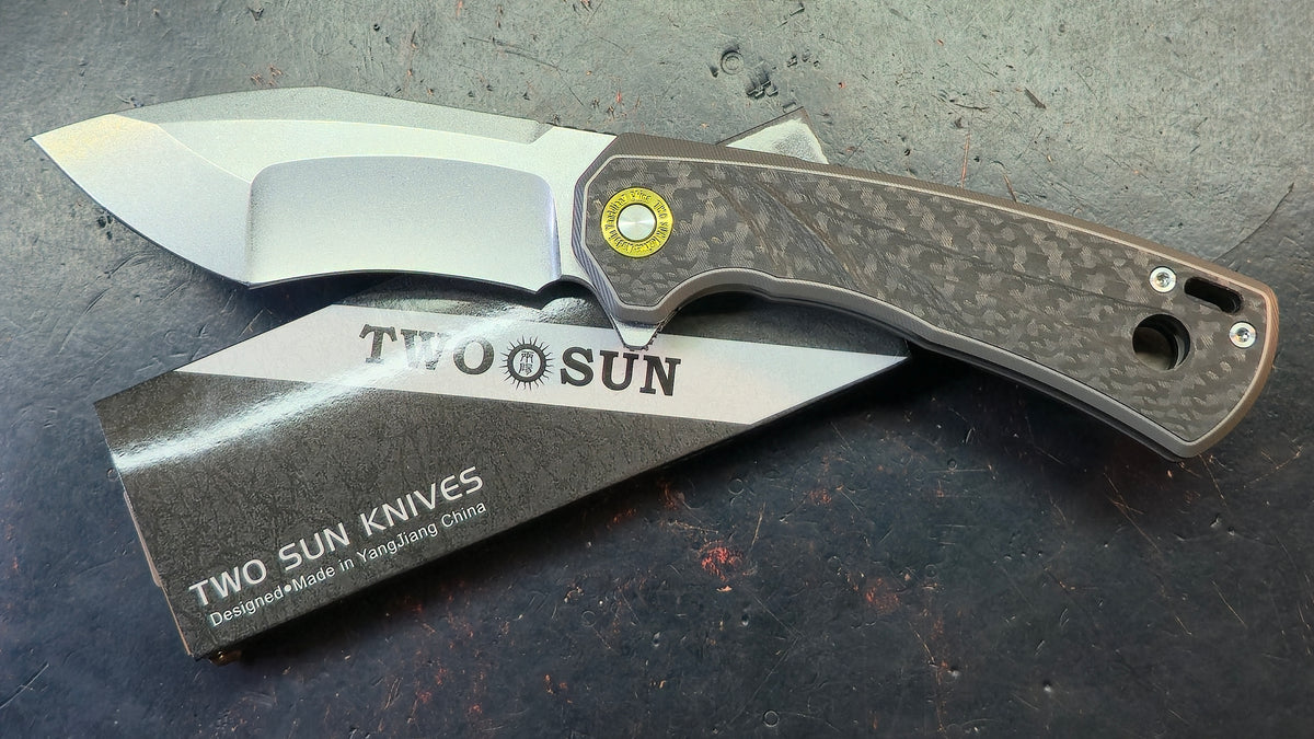 TwoSun TS527 Titanium/Carbon Fiber Handle 14C28N Blade
