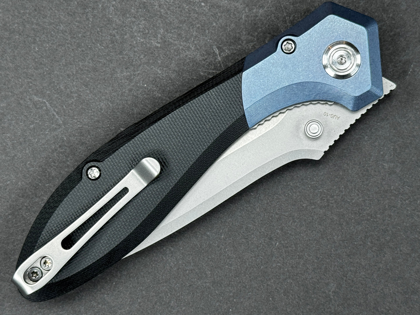 KUBEY Ruckus (KU314A) Folding, Liner Lock , AUS10, Stonewash, Drop Point, Plain Edge, Flat Grind, Handle: Titanium/ G10/Black/ Blue, (NEW - OPEN BOX)