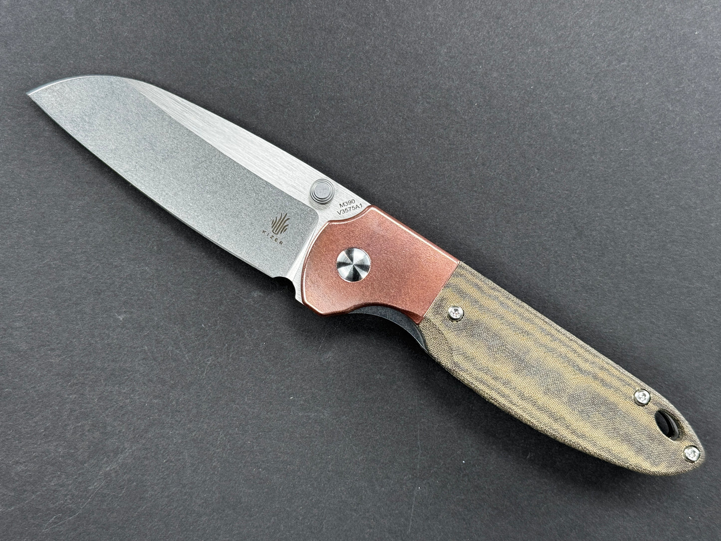 KIZER Deviant (V3575A1), Folding, Liner Lock , M390, Stonewash, Sheepsfoot, Plain Edge, Flat Grind, Handle: Copper/ Micarta/Copper/ Green, (NEW - OPEN BOX)