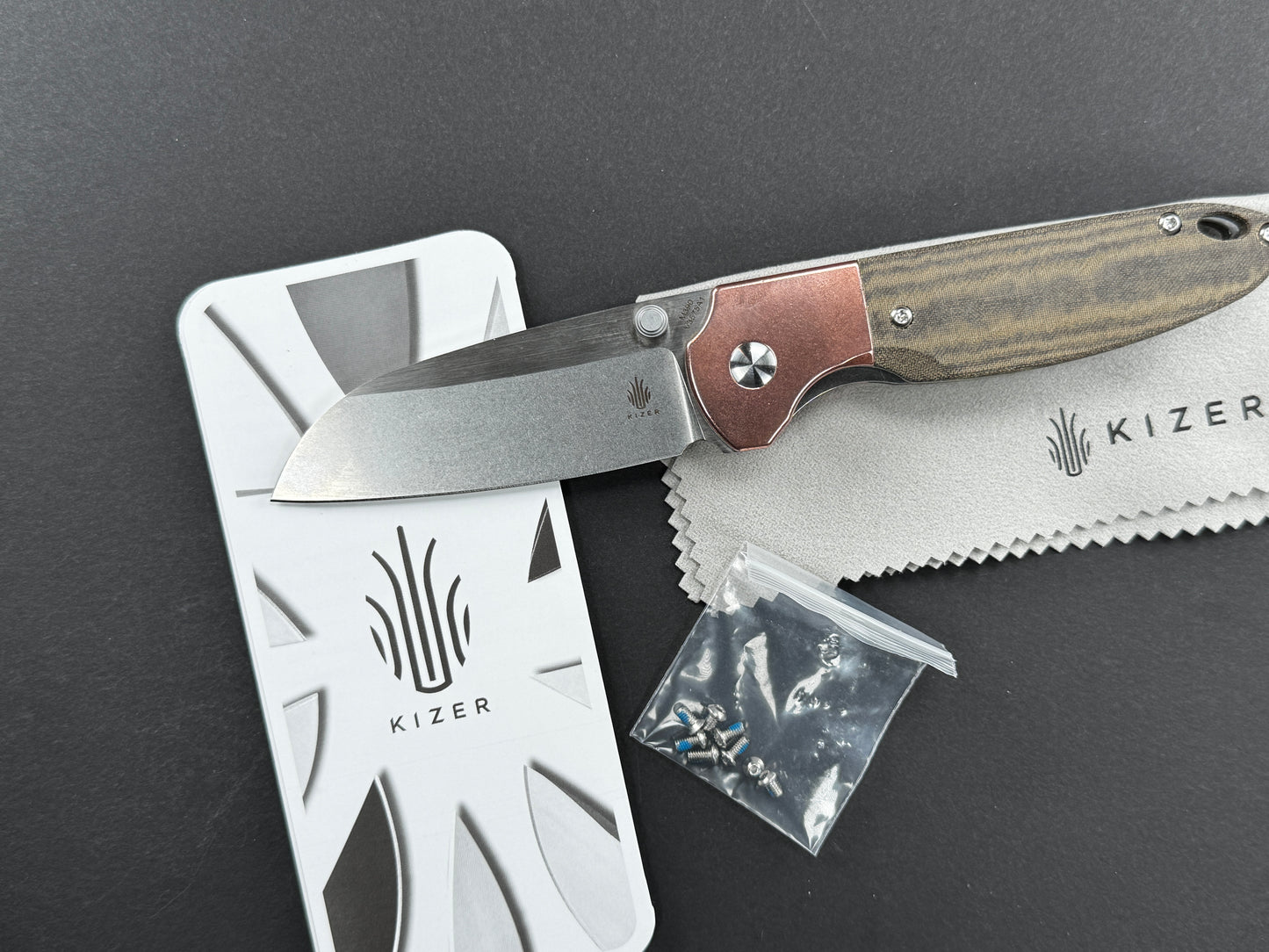 KIZER Deviant (V3575A1), Folding, Liner Lock , M390, Stonewash, Sheepsfoot, Plain Edge, Flat Grind, Handle: Copper/ Micarta/Copper/ Green, (NEW - OPEN BOX)
