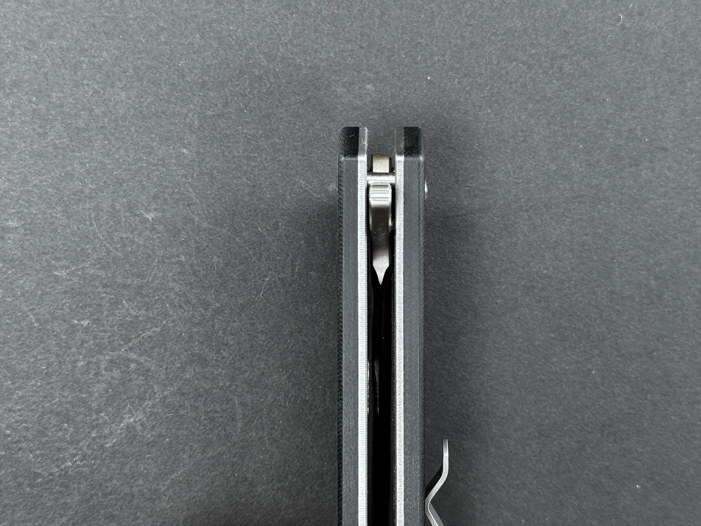 KUBEY Nuovo (KU162) Folding, Liner Lock , D2, Stonewash, Drop Point, Plain Edge, Flat Grind, Handle: G10/Black, (NEW - OPEN BOX)