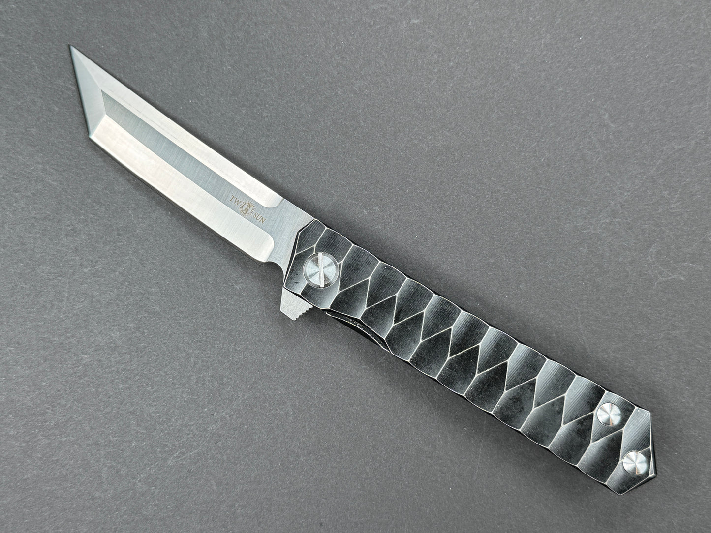 TWOSUN TS20 Folding, Frame Lock, D2, Satin, Tanto, Plain Edge, Zero Saber Grind/ Compound, Handle: Titanium/Black, (NEW - OPEN BOX)