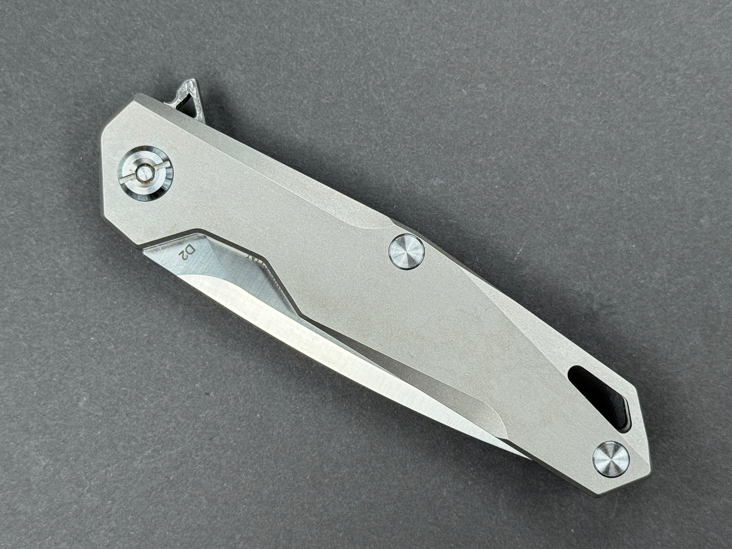 TWOSUN TS21 Folding, Frame Lock, D2, Satin, Drop Point, Plain Edge, Full Grind, Handle: Titanium/Gray, (NEW - OPEN BOX)