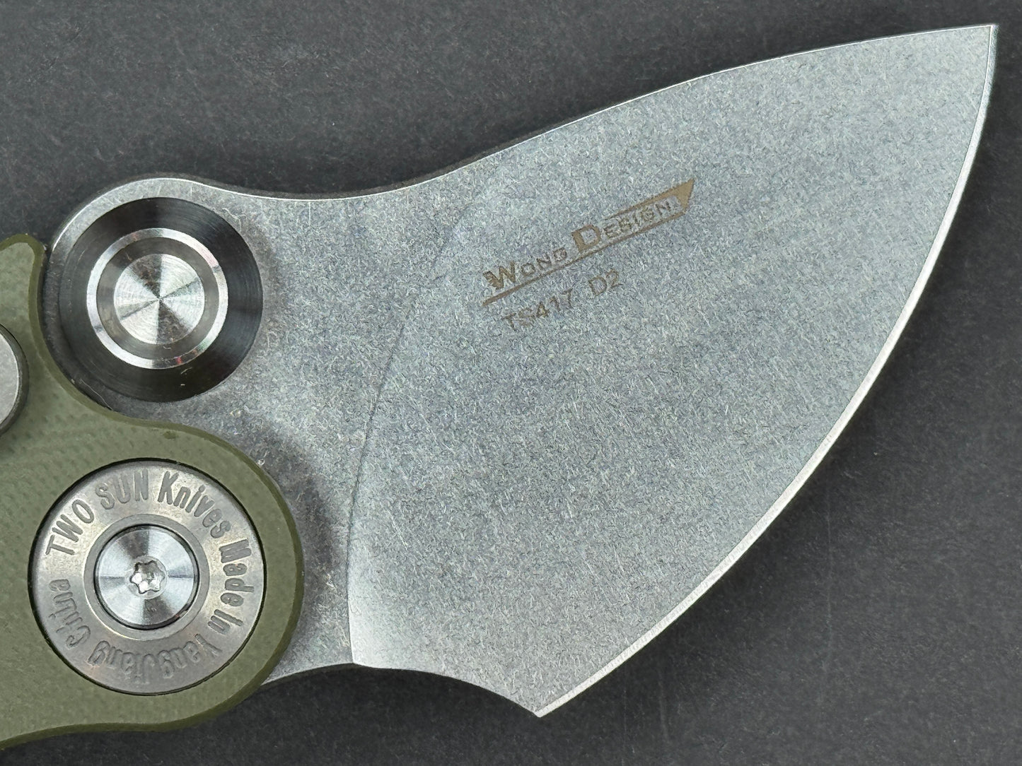 TWOSUN TS417 Folding, Liner Lock, D2, Stonewash, Drop Point, Plain Edge, Full-Flat Grind, Handle: G10/Green, (NEW - OPEN BOX)