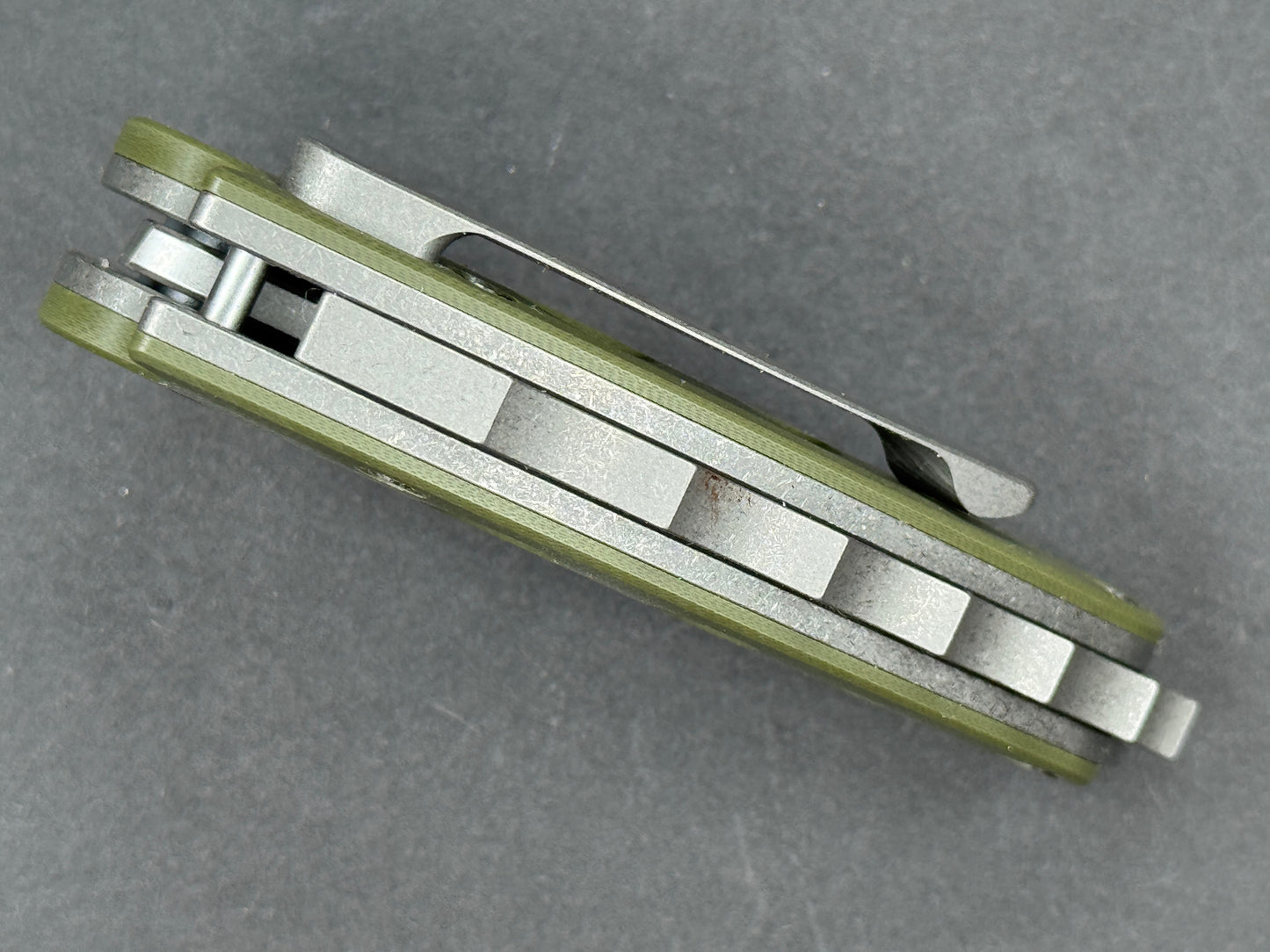 TWOSUN TS417 Folding, Liner Lock, D2, Stonewash, Drop Point, Plain Edge, Full-Flat Grind, Handle: G10/Green, (NEW - OPEN BOX)