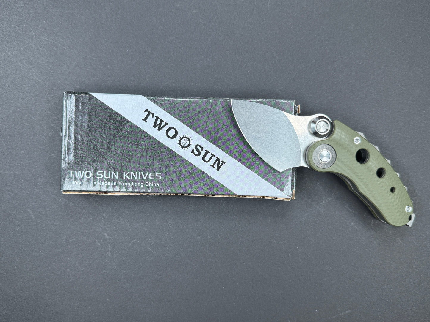 TWOSUN TS417 Folding, Liner Lock, D2, Stonewash, Drop Point, Plain Edge, Full-Flat Grind, Handle: G10/Green, (NEW - OPEN BOX)