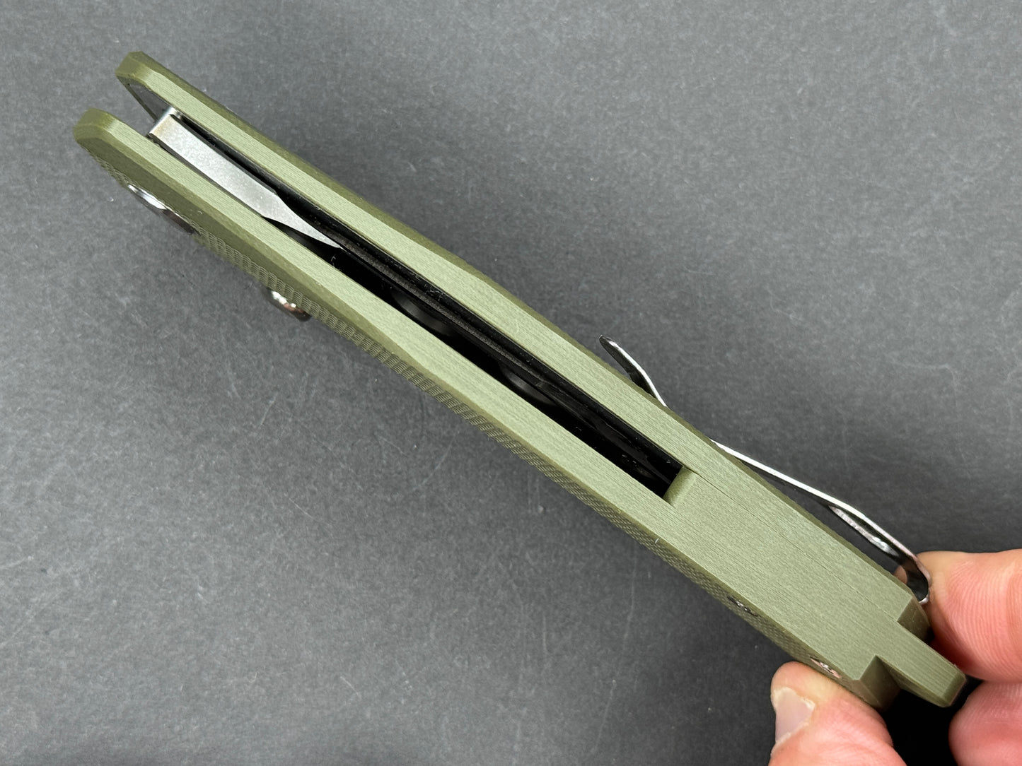 TWOSUN TS425 Folding, Liner Lock, K110, Satin, Drop Point, Plain Edge, Flat Grind, Handle: G10/Green, (NEW - OPEN BOX)