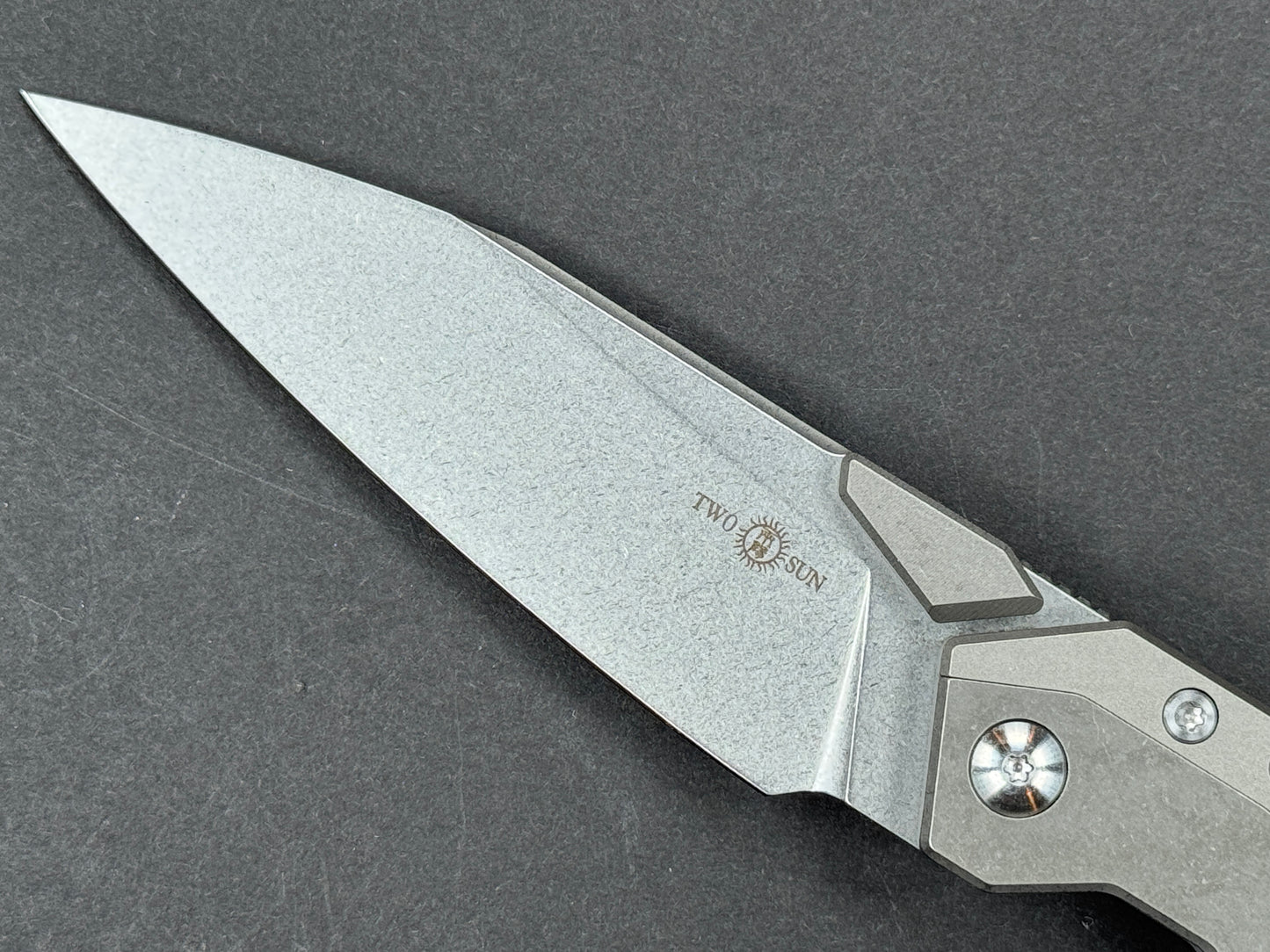 TWOSUN TS452 Folding, Liner Lock, 14C28N, Stonewash, Spear Point, Plain Edge, Full Grind, Handle: Titanium/Gray, (NEW - OPEN BOX)