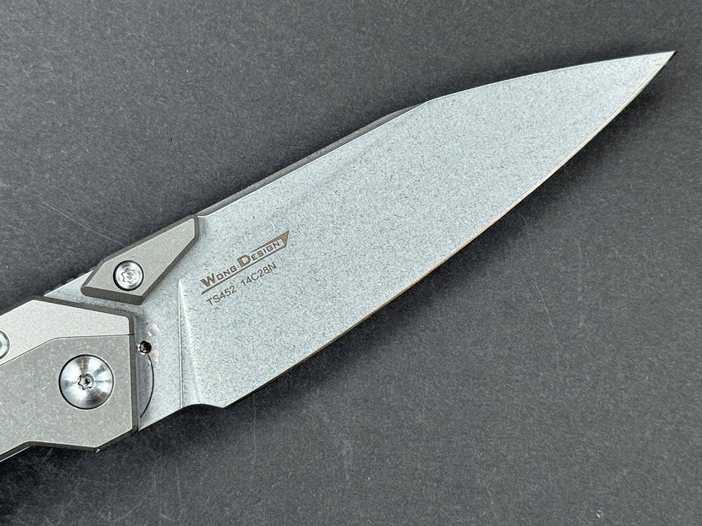 TWOSUN TS452 Folding, Liner Lock, 14C28N, Stonewash, Spear Point, Plain Edge, Full Grind, Handle: Titanium/Gray, (NEW - OPEN BOX)
