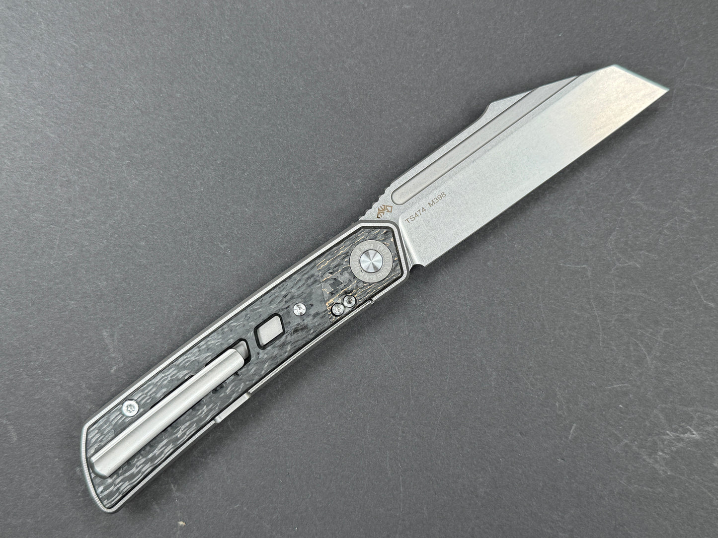 TWOSUN TS474 Folding, Frame Lock, M398, Stonewash, Sheepsfoot, Plain Edge, High Flat Grind, Handle: Titanium/ Carbon Fiber/Gray/ Black, (NEW - OPEN BOX)