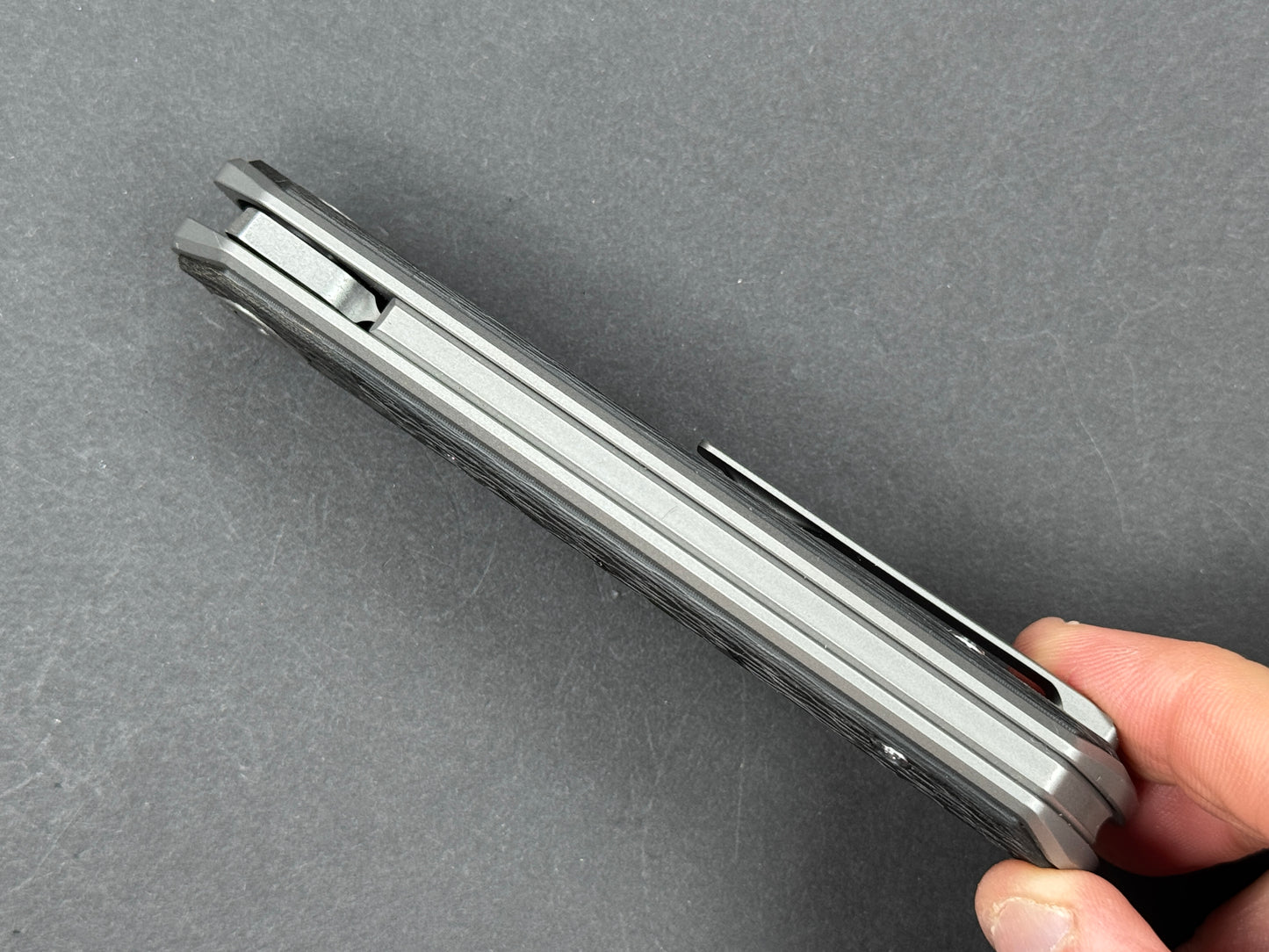 TWOSUN TS474 Folding, Frame Lock, M398, Stonewash, Sheepsfoot, Plain Edge, High Flat Grind, Handle: Titanium/ Carbon Fiber/Gray/ Black, (NEW - OPEN BOX)