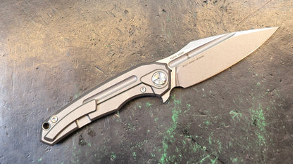 TwoSun TS220 Titanium Handle M390 Plain Edge