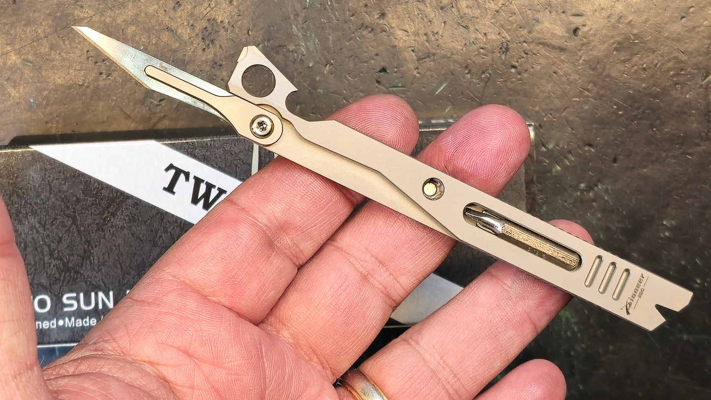 TwoSun EDC21 Sand Multitool Pry-Bar Screwdriver Gray Titanium Body (NEW)