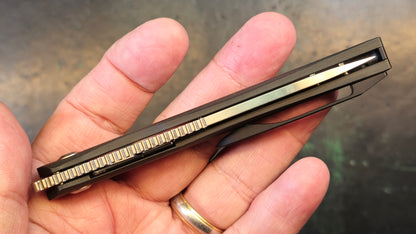 Kansept Lucky Star Linerlock Rose Pattern Carbon Fiber S35VN Plain Edge Satin Finish (NEW - OPEN BOX)