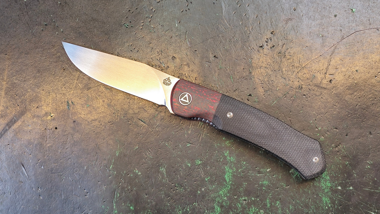 QSP Gannet Front Flipper Black/Red Linen Micarta Handle Plain Edge (NEW - NIB)