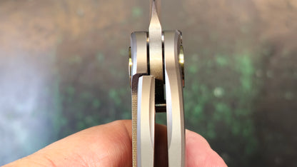 Twosun TS492 Titanium/Carbon Fiber Handle 14C28N (NEW)