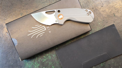 Kizer Catshark | N690 | Titanium+G10 (NEW - OPEN BOX)