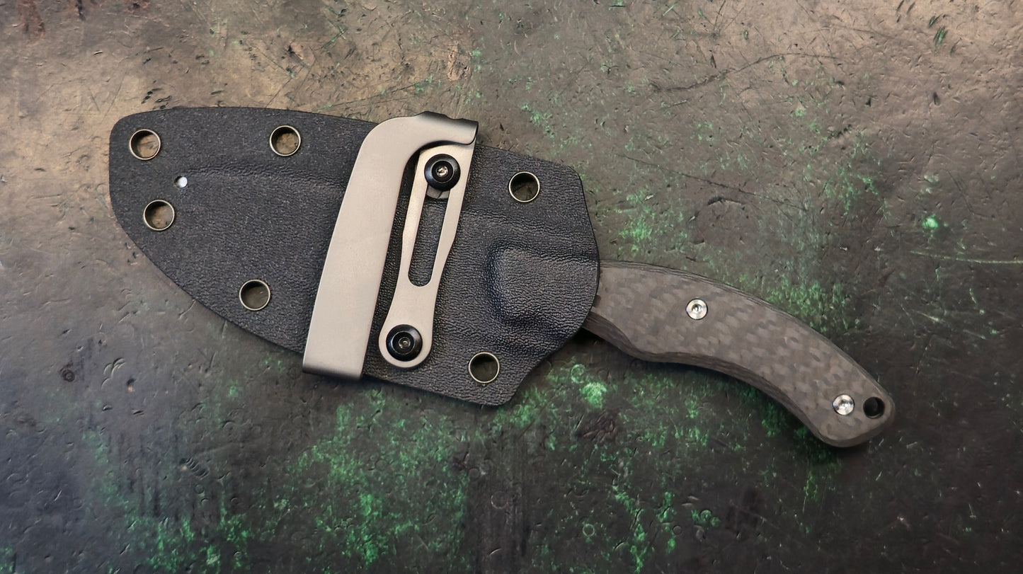 TWOSUN TS558 Fixed Blade Knife Black Carbon Fiber Handle M390 (NEW)