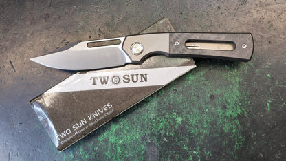 TwoSun TS267 Carbon Fiber Titanium Handle 14C28N Stonewashed Plain Edge (USED)