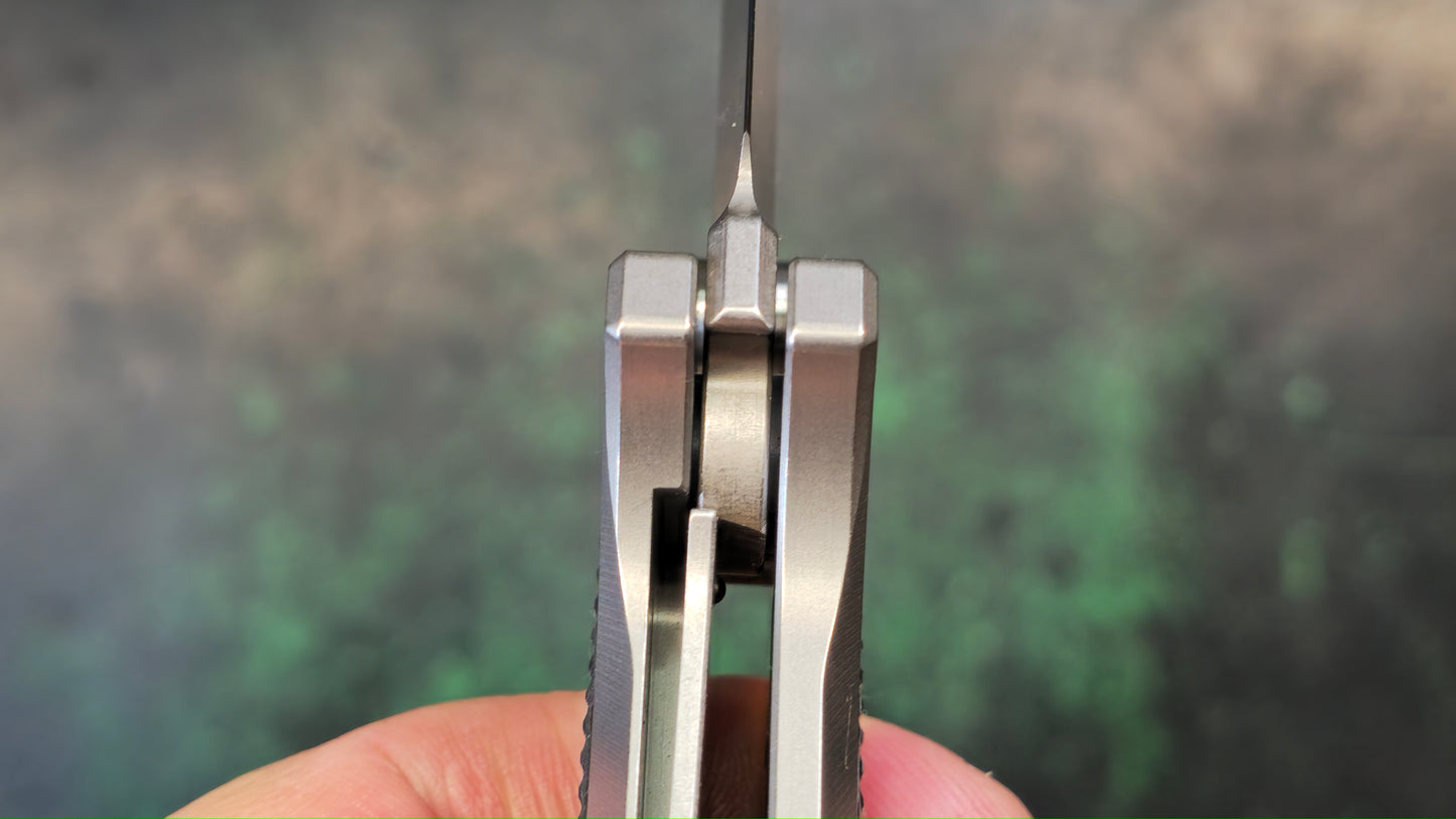 TWOSUN TS571 Titanium/Carbon Fiber Handle K110 (NEW - OPEN BOX)