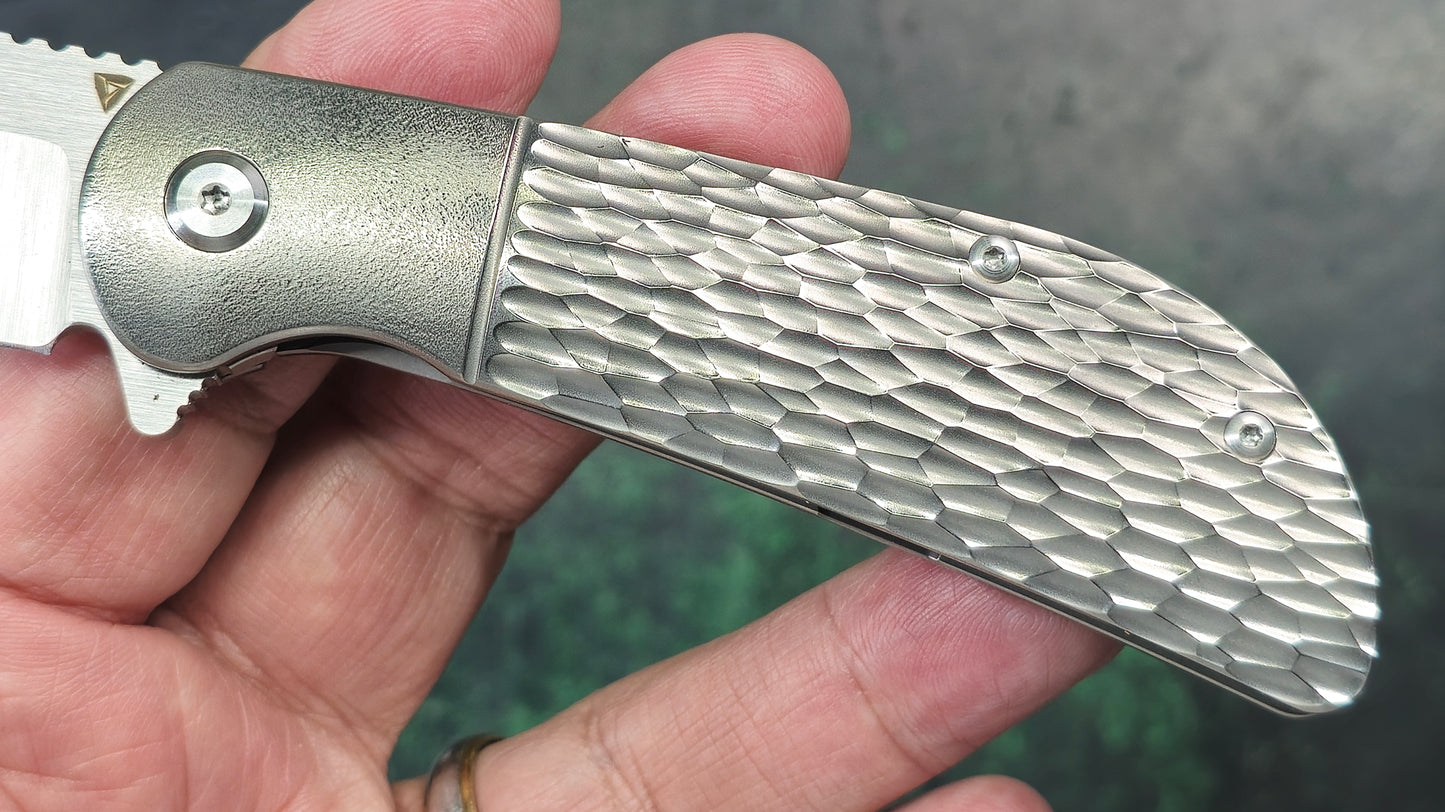 Tuya Rackham Jack Jigged Titanium M390 (NEW)