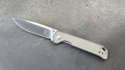 KIZER BEGLIETER MINI Frag Titanium Handle with M390 (NEW)