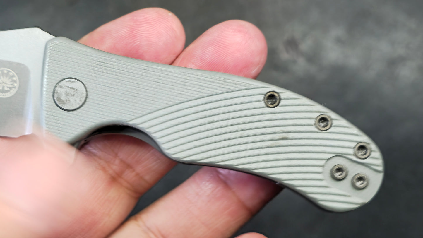 Off-Grid Knives Baby Rhino DLC COATED Sandvik 14C28N Gray G10 (NEW)