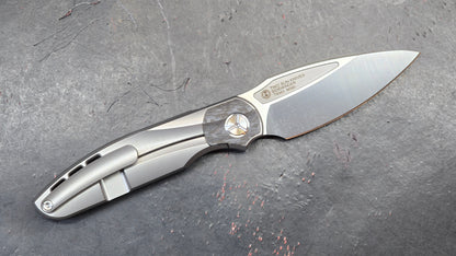 TwoSun Sidewinder Front Flipper Pocket Knife Gray Titanium & CF Handle M390 (NEW)