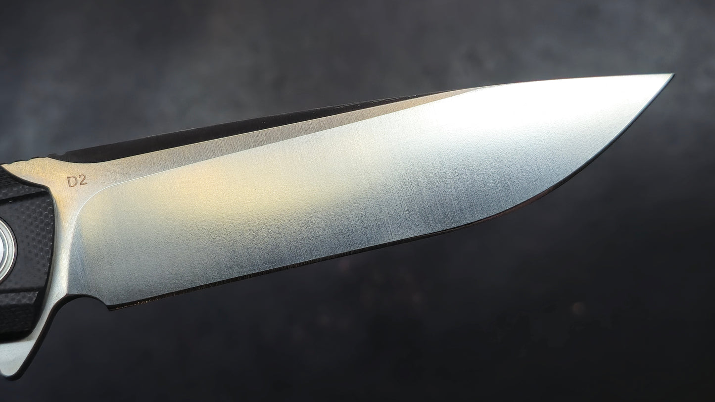 CH 3002 Black G10 D2 (USED)