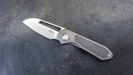 TwoSun TS319 Carbon Fiber/Titanium Handle M390 (NEW)