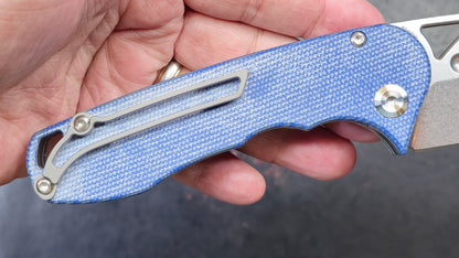 Tenable Bömbur Blue Micarta (3.53'' Stonewashed D2 Blade) Midgards Messer Design (NEW)