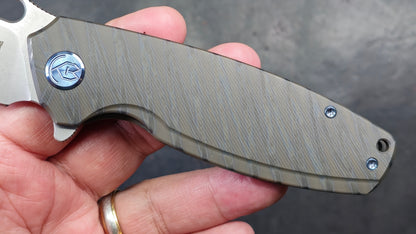 Kubey Tityus Flame Annoed Titanium 14C28N (NEW)