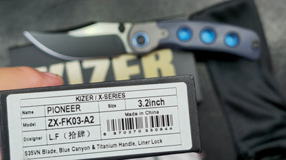 KIZER Pioneer Blue Canyon / Titanium S35VN (NEW)