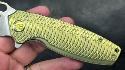 Kubey Tityus Yellow Textured Titanium Handle 14c28n (NEW)
